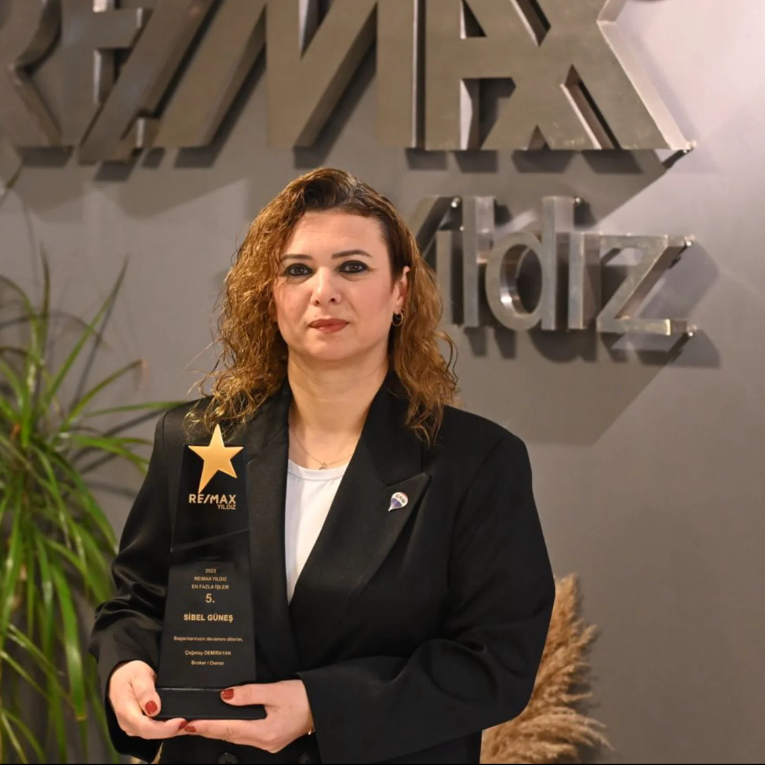 SİBEL GÜNEŞ